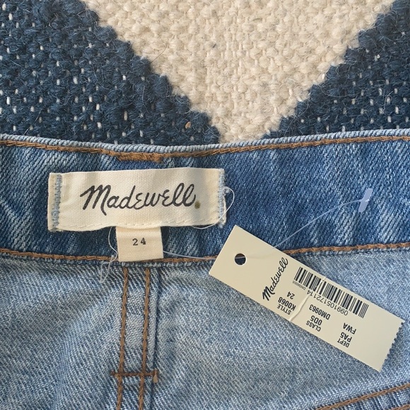 Madewell Denim Skirt - Picture 9 of 11